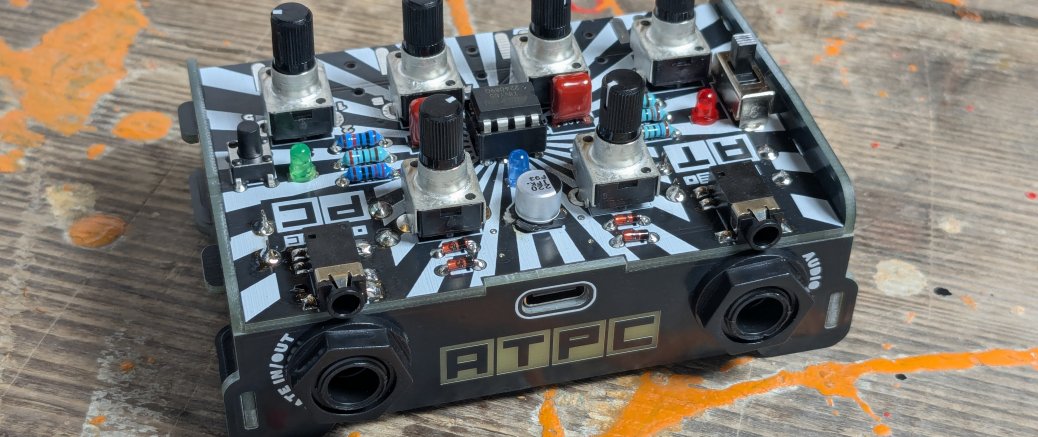 ATtiny Punk Console